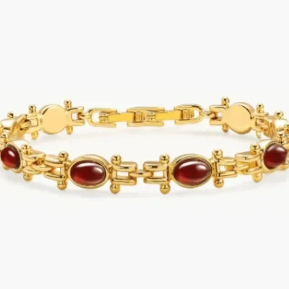 EN ROUTE TESS'S TREASURE CARNELIAN BRACELET, 6.3 - 6.9IN GOLD PLATED BRASS