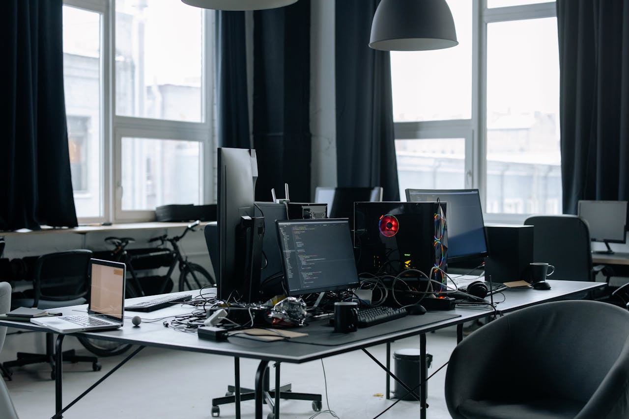 COMPUTERS & ELECTRONICS