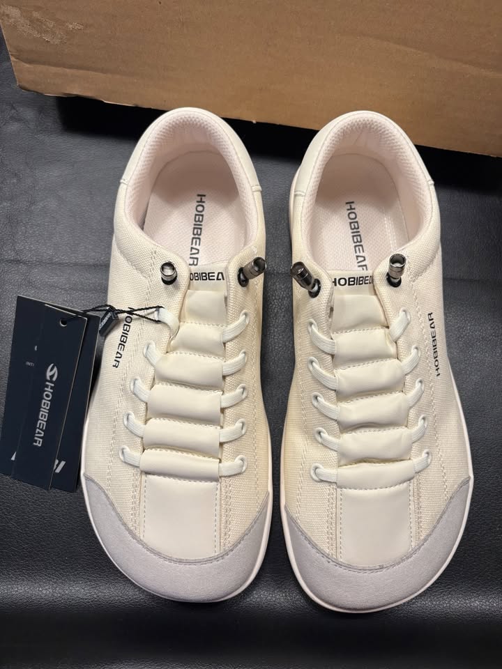 UNISEX - HOBIBEAR SORREL BAREFOOT SHOES - MEN'S 8, WOMEN'S 9 NEW