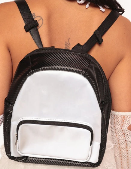 IHEARTRAVES - GLITCH IN THE SYSTEM ANTI-THEFT SILVER REFLECTIVE HYDRATION PACK