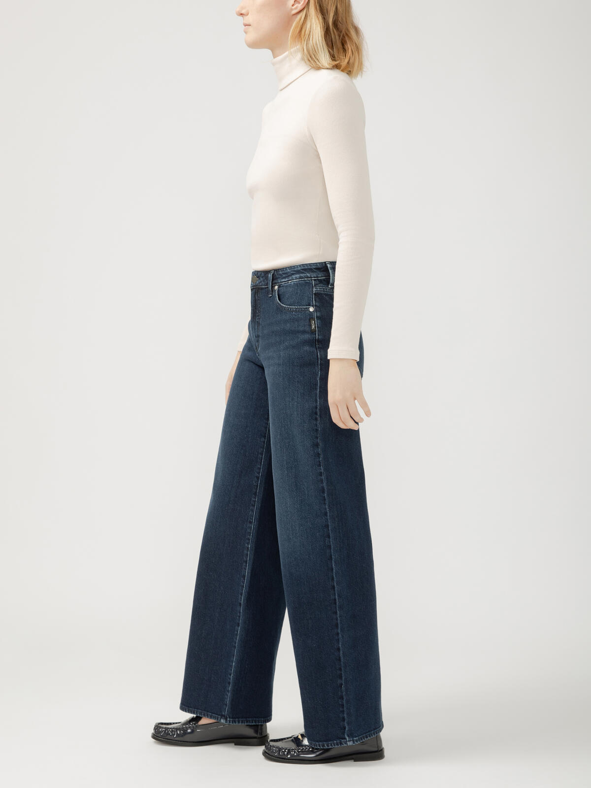 SILVER JEANS CO. - ISBISTER HIGH RISE WIDE LEG JEANS - 30 X 31