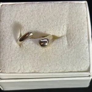 IS VFARERO SINGLE EAR CUFF - STERLING SILVER