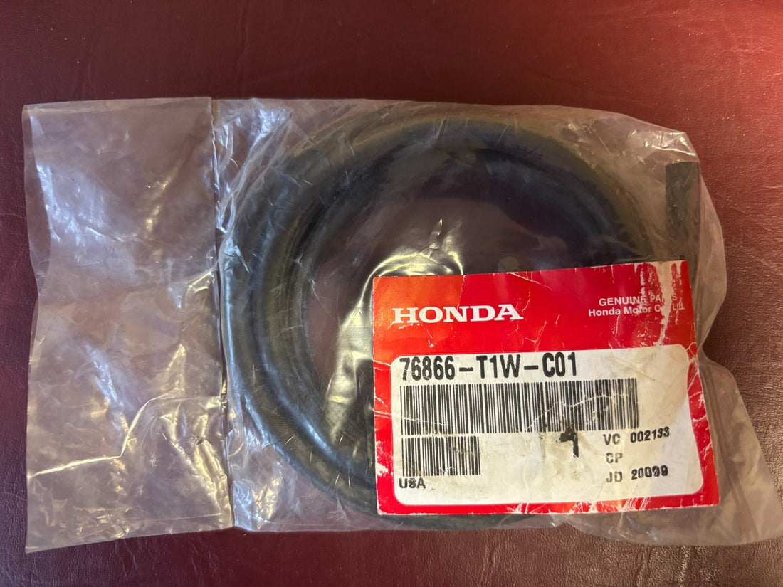 Honda (76866-T1W-A01) 2015-2025 Honda - 76866t1wa01 Washer Hose
