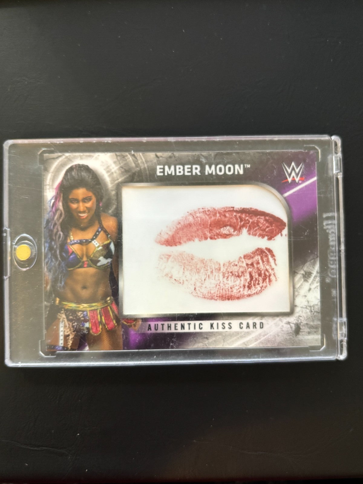 2018 Topps WWE Ember Moon Authentic Kiss Card KC-EM 21/99