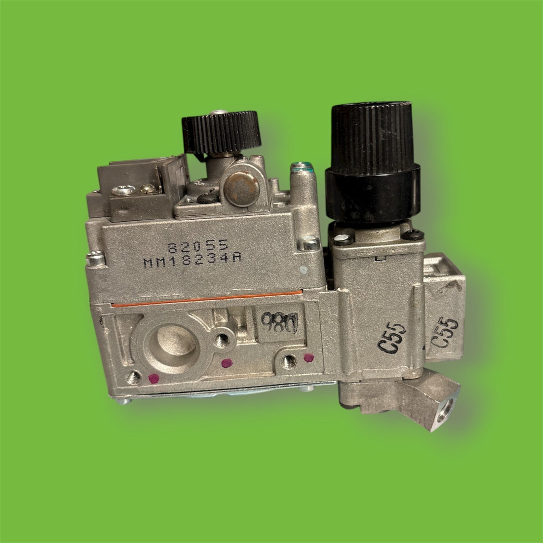 Natural Gas Robertshaw (W725-0039)  Napoleon GDIZC & GDI44 Gas Valve Replacement