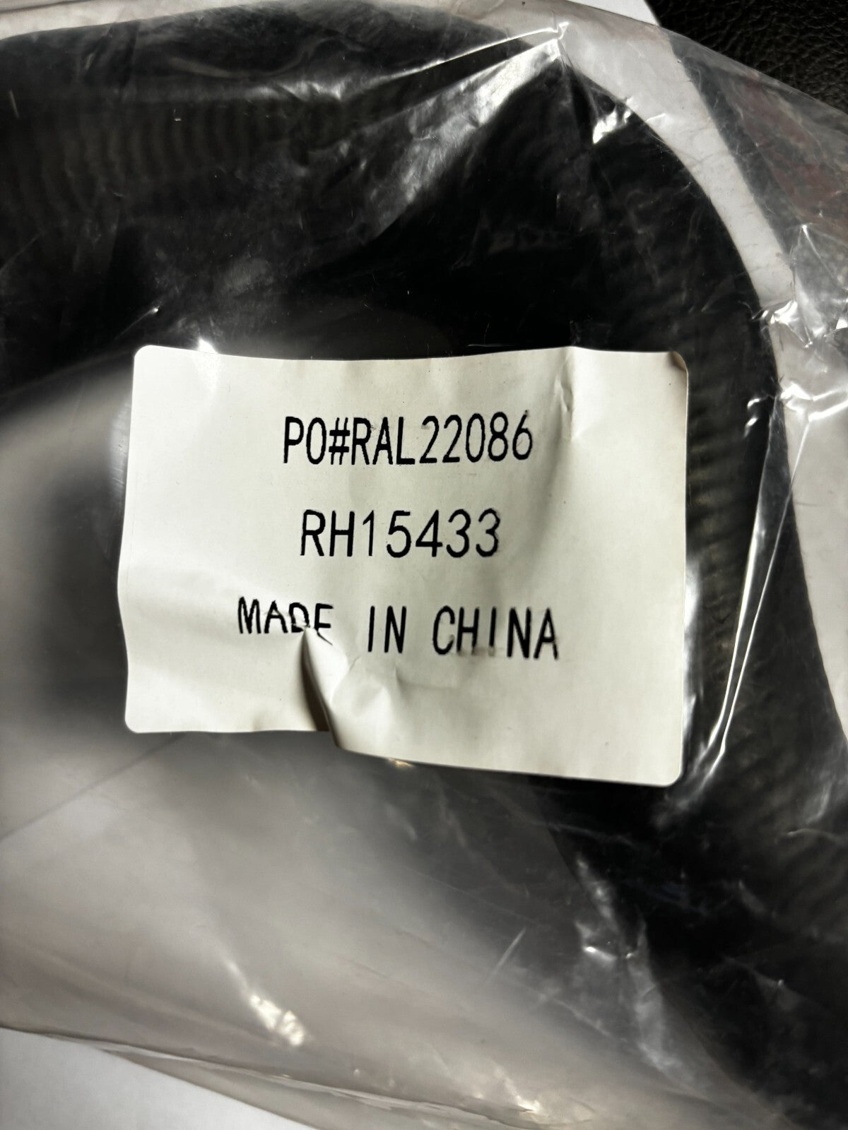 Upper Radiator Coolant Hose For BMW E83 X3 L6 2.5L 3.0L N52 07-10 17123415433