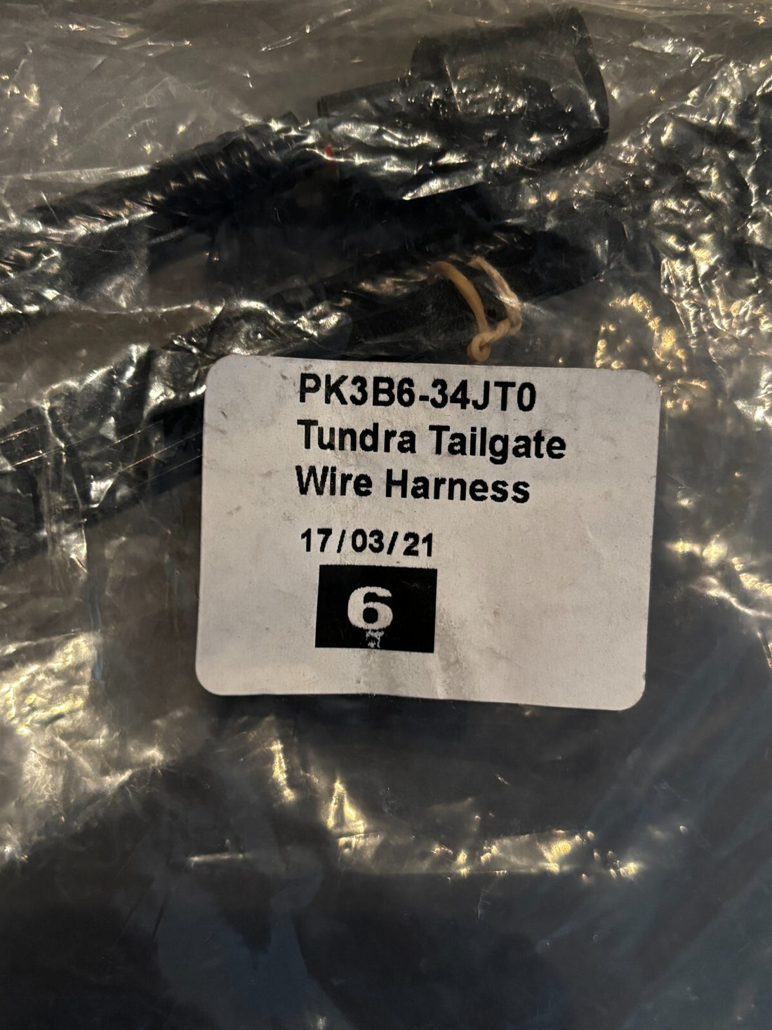 Toyota locking tailgate wire harness PK3B6-34JT0