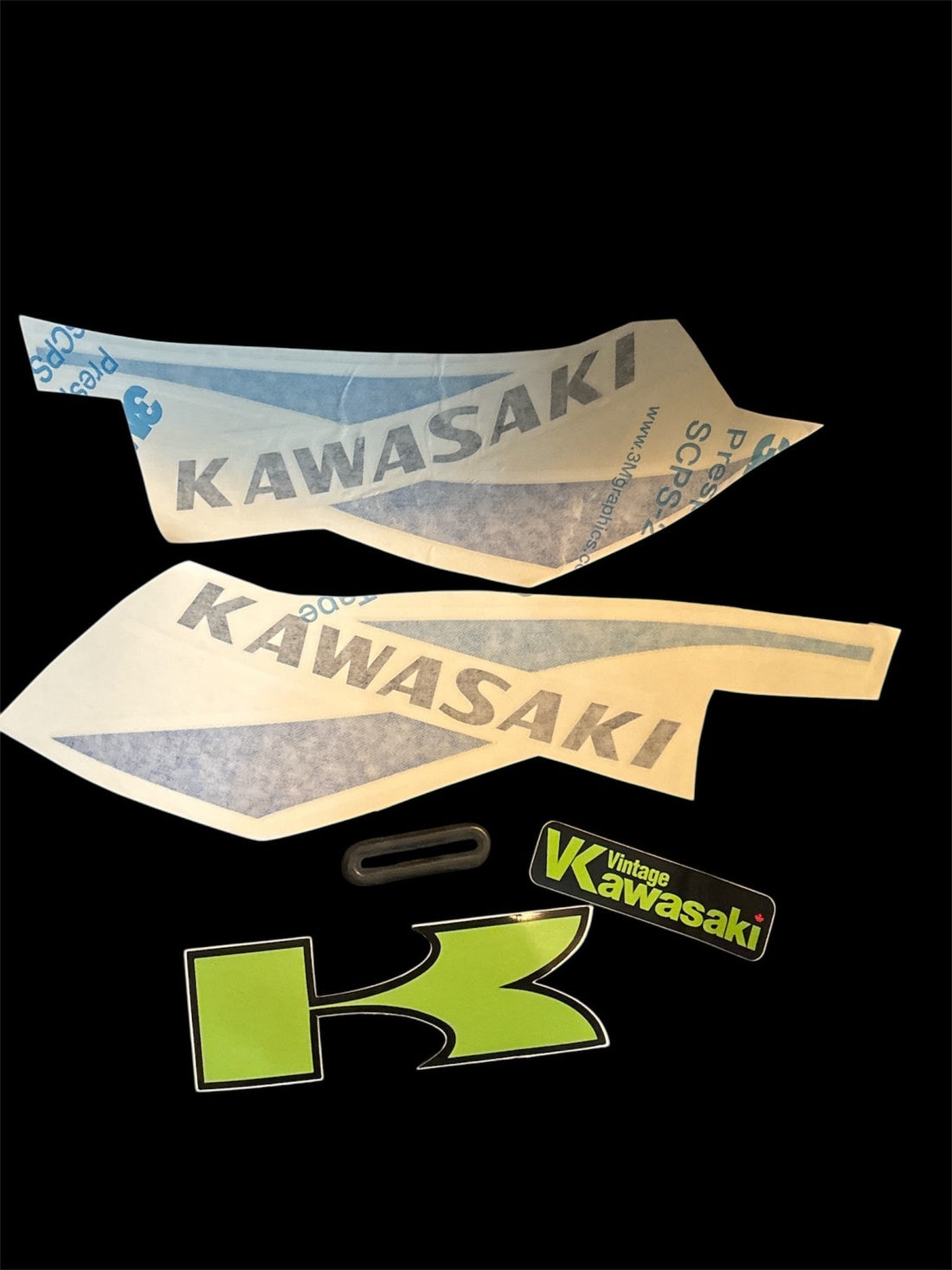 1977 KV75-A6 GAS TANK DECALS (2) - OIL TANK DAMPER - LICENCE PLATE EMBLEM