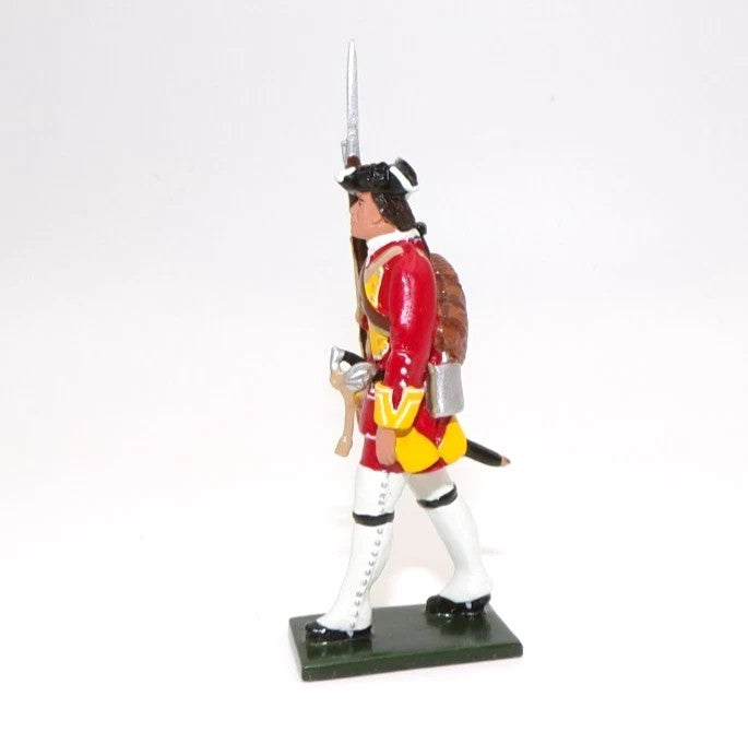 Britains Redcoats & Bluecoats #43146 British Private 15th Reg of Foot 1754-63