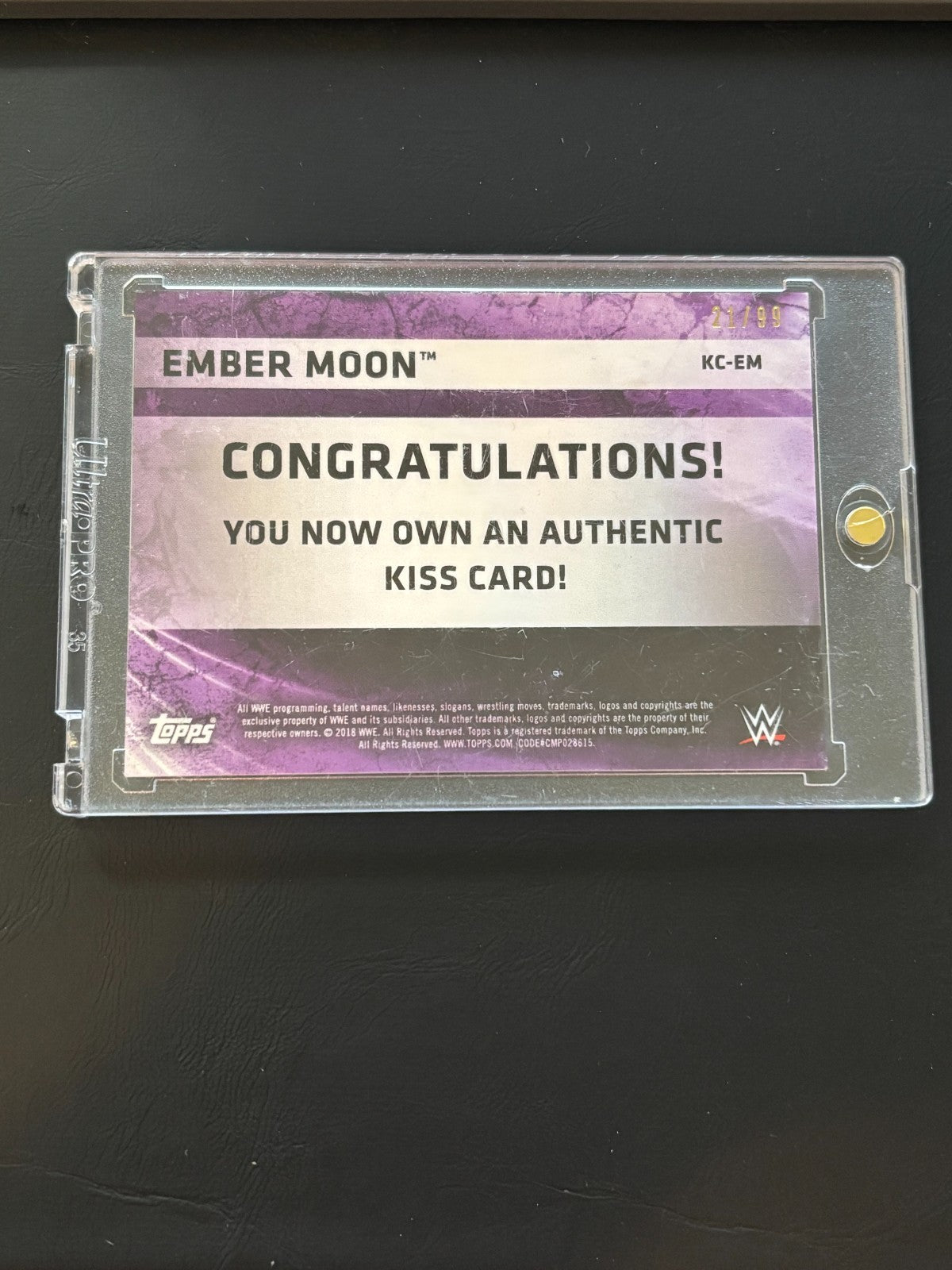 2018 Topps WWE Ember Moon Authentic Kiss Card KC-EM 21/99