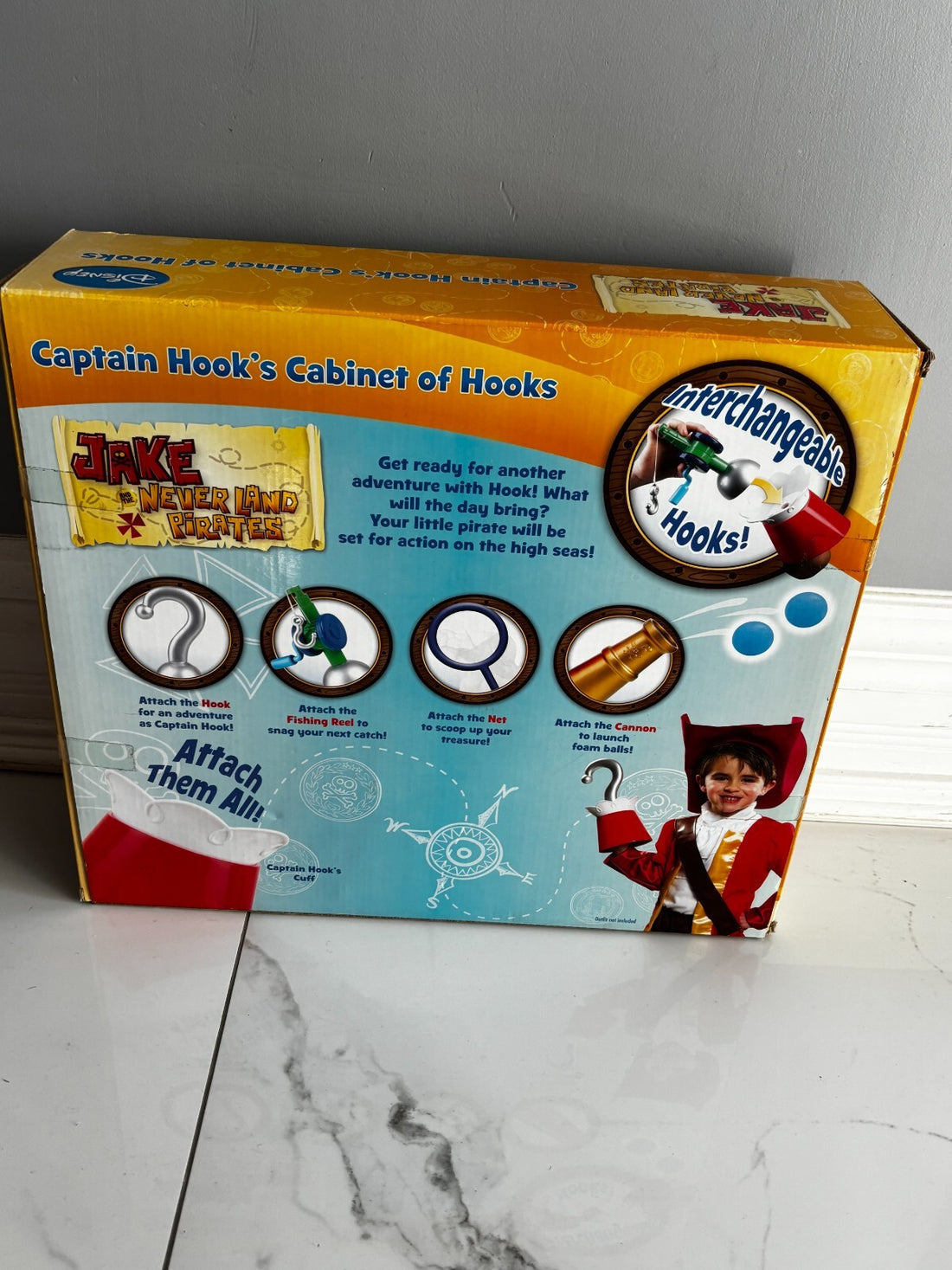 JAKE & THE NEVERLAND PIRATES CAPTAIN HOOK'S CABINET OF HOOKS PLAY SET!  NEW