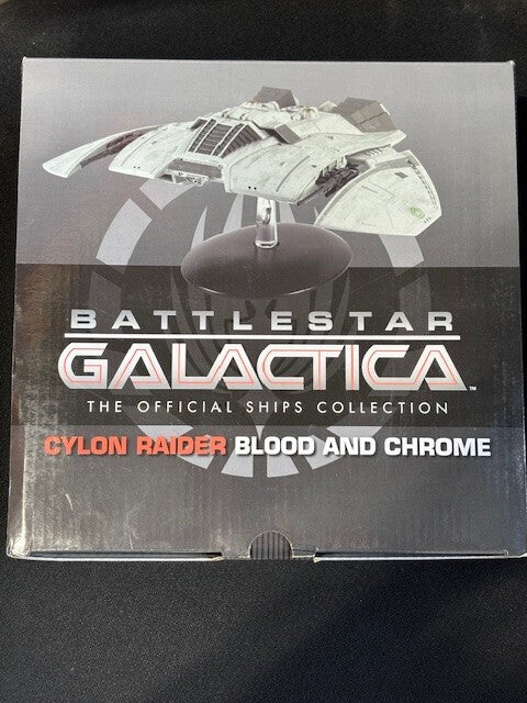 Eaglemoss: BATTLESTAR GALACTICA - Cylon Raider Blood and Chrome Model