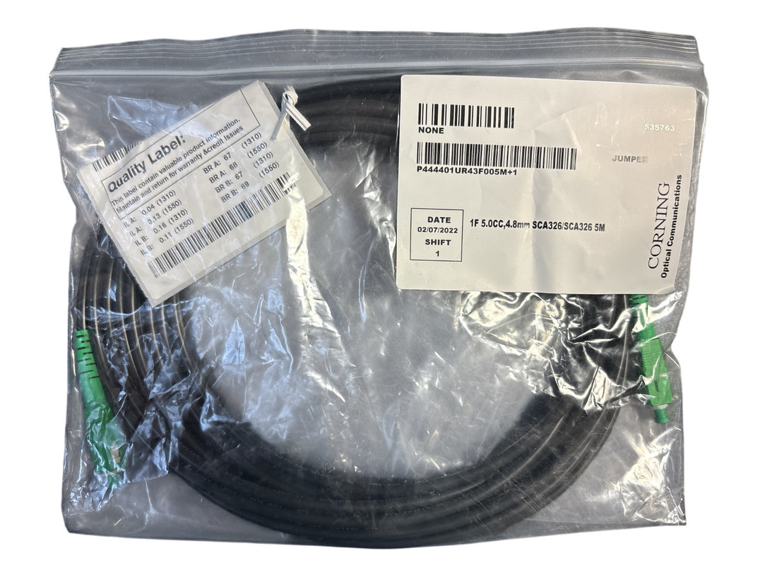 Corning 444401UR43F005M Fiber Optic Patch Cable 5M NEW