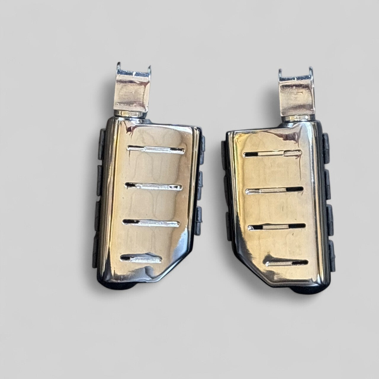 Chrome Dually Style Foot Pegs for Honda (Front) - Fits many models see desc.