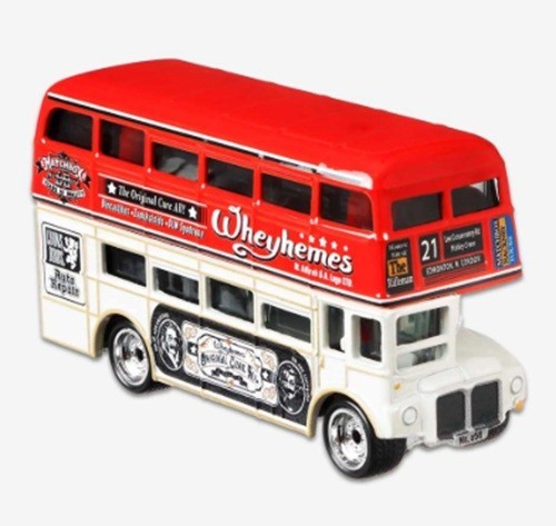 Matchbox ROUTEMASTER BUS Wheyhemes Double Decker London Mattel Creations w case