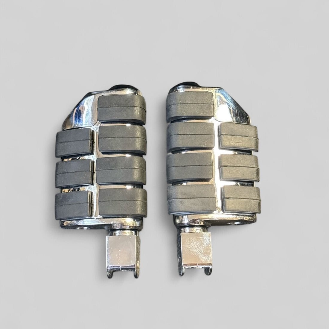 Chrome Dually Style Foot Pegs for Honda (Front) - Fits many models see desc.