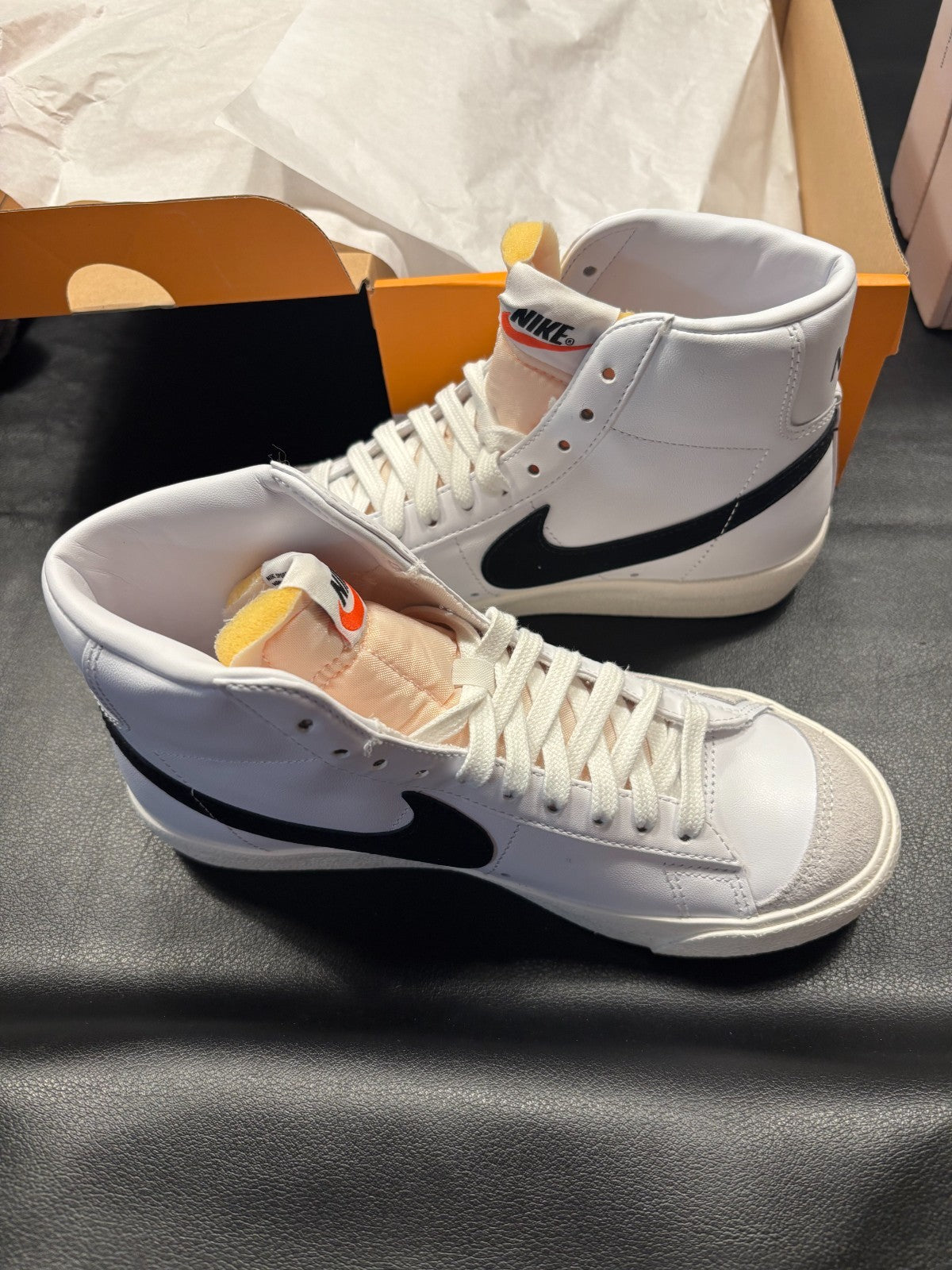 Nike Blazer Mid 77 White Black CZ1055-100 Women's Size 6, Men's 4.5 NEW
