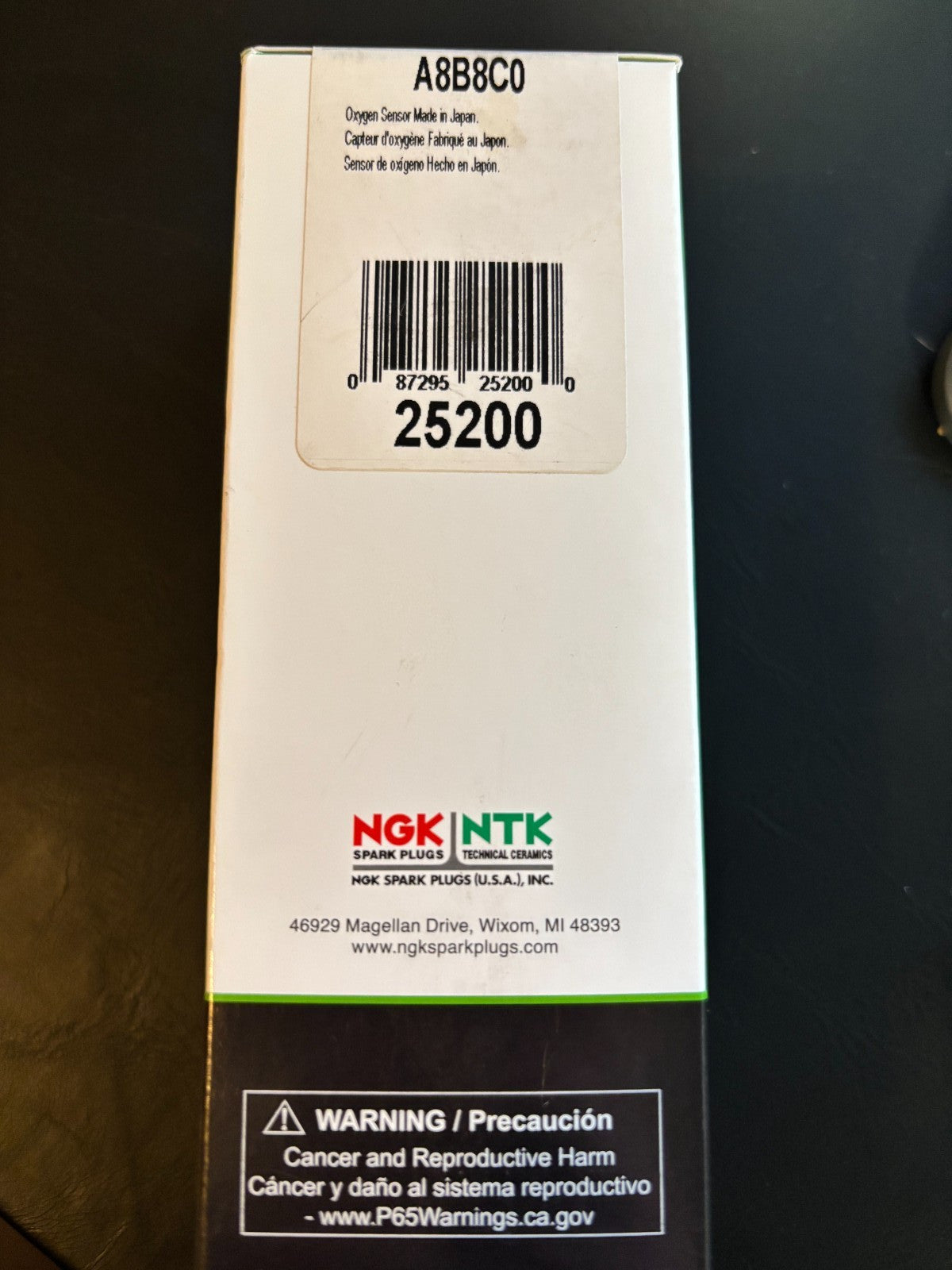 Oxygen Sensor-Direct Fit NGK 25200  - A8B8C0 NEW SEALED