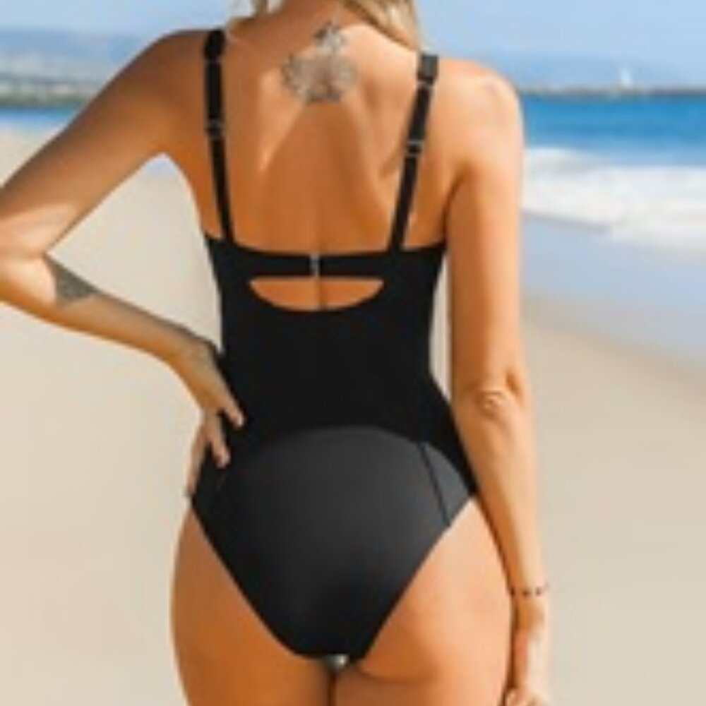 Cupshe Reverie Land Underwire Slim & Sculpt One Piece Bathing Suit