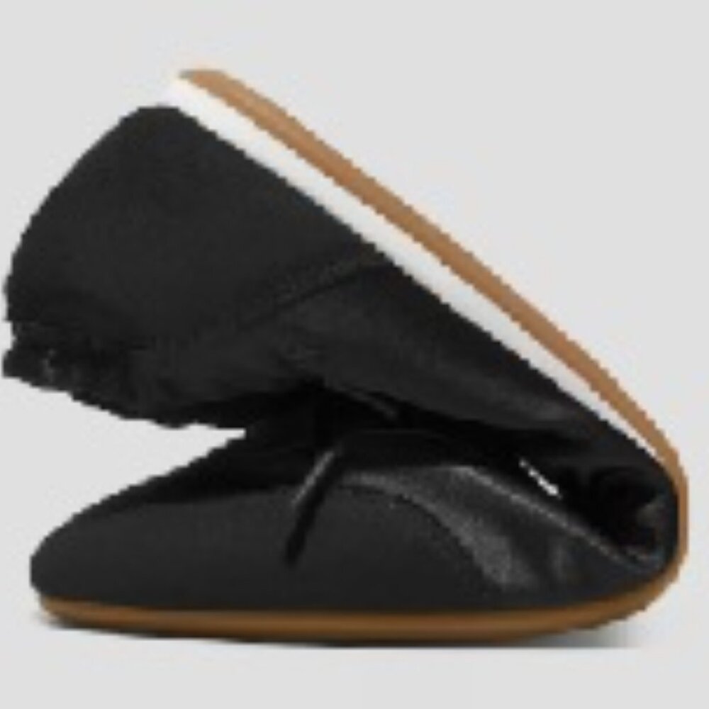 Vivaia Round-Toe Satin Sneakerina (Yanka) - Size 5.5 - NWT