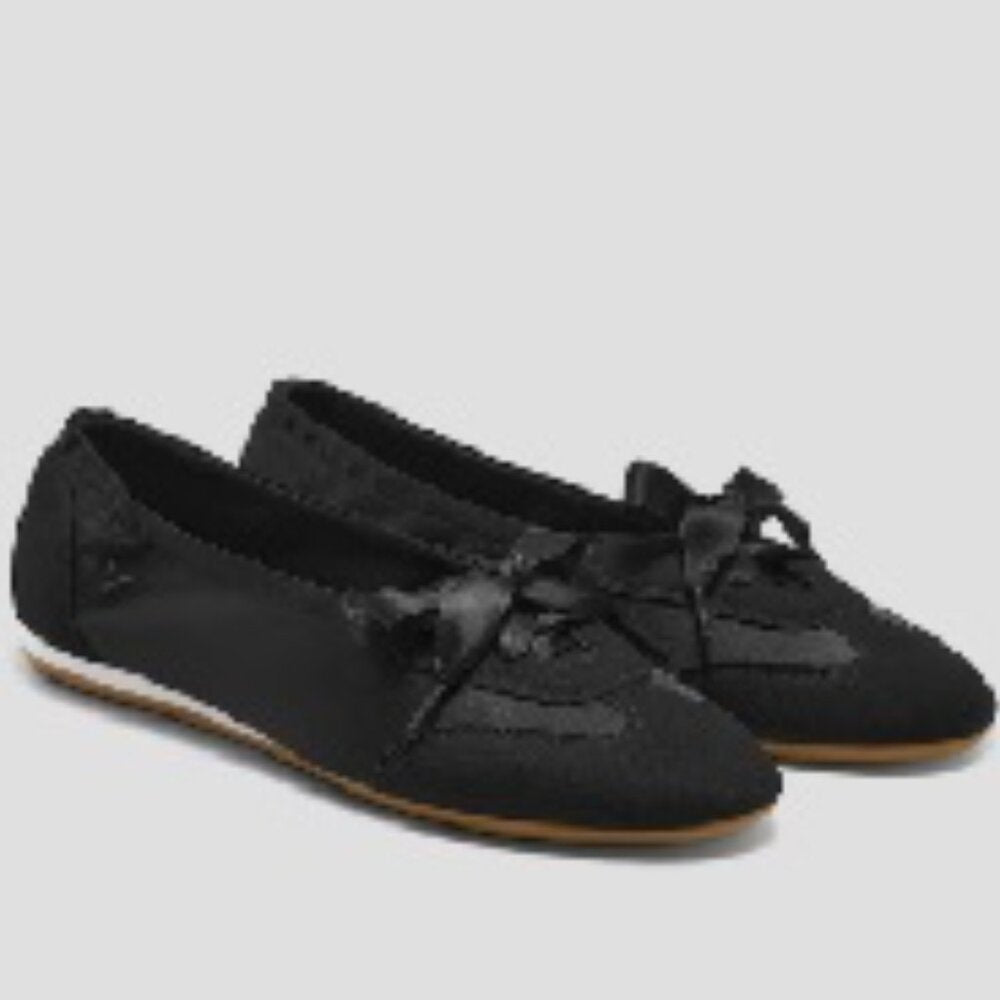Vivaia Round-Toe Satin Sneakerina (Yanka) - Size 5.5 - NWT