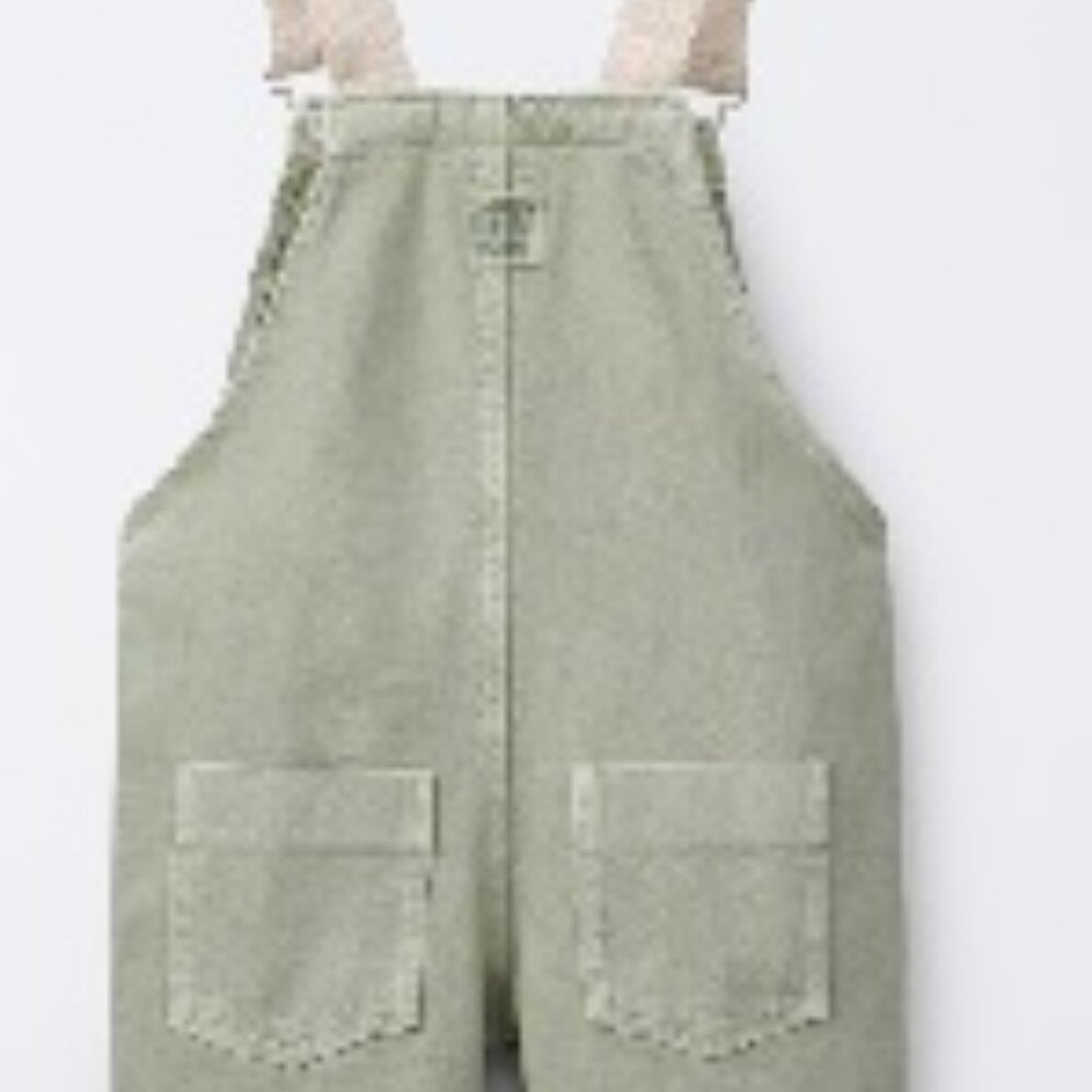 Zara - CANVAS SHORT TWILL DUNGAREES - 18 Months