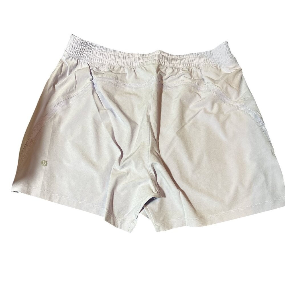 Lululemon -  Men's Pace Breaker Linerless Short 5" - size Large