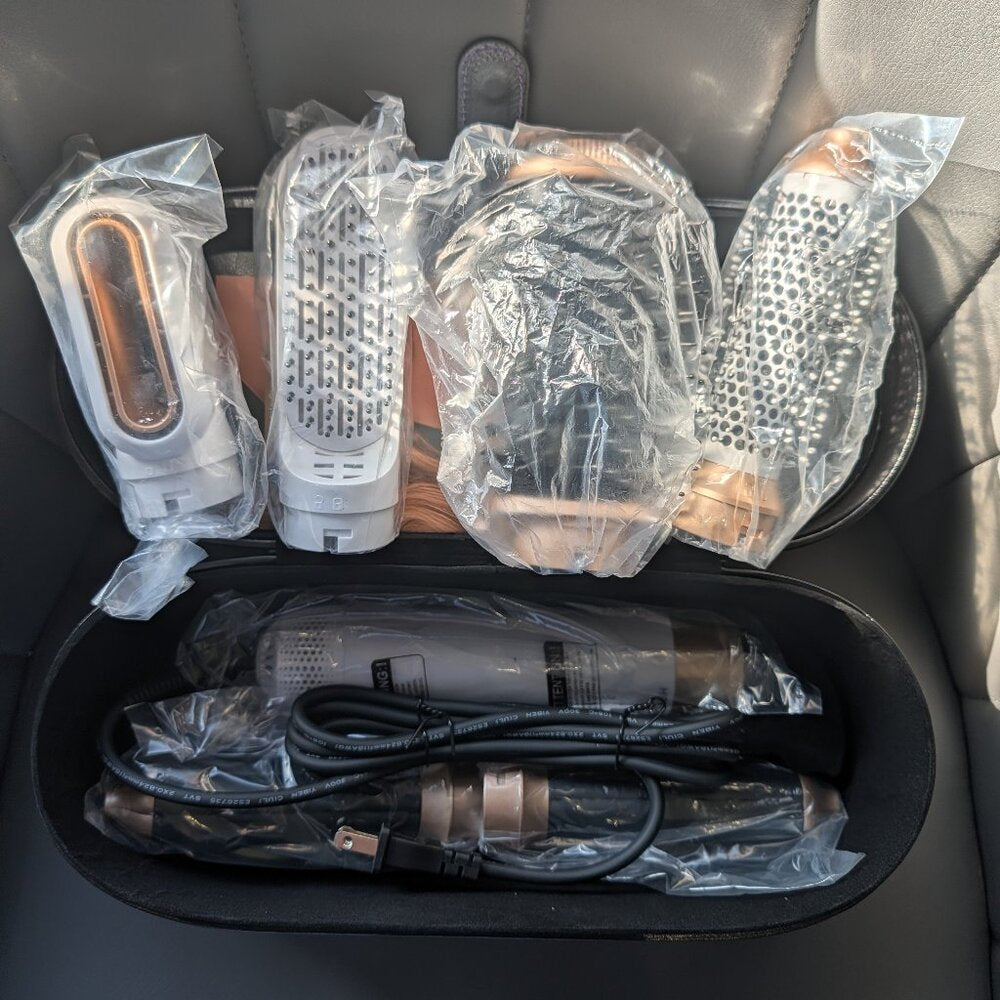 HEY CURLS TORONTO 6 IN 1 MULTISTYLER PRO WHTIE WITH TRAVEL/STORAGE CASE - NEW